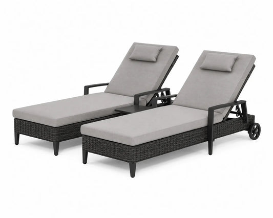 Ensemble de deux chaises longues en résine tressée avec coussins en polyester