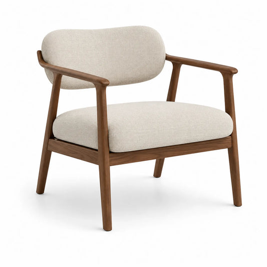 Fauteuil en bois massif avec revêtement en lin beige